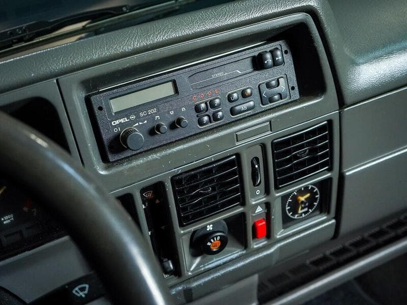 1988 Opel Corsa - Thumbnail 43