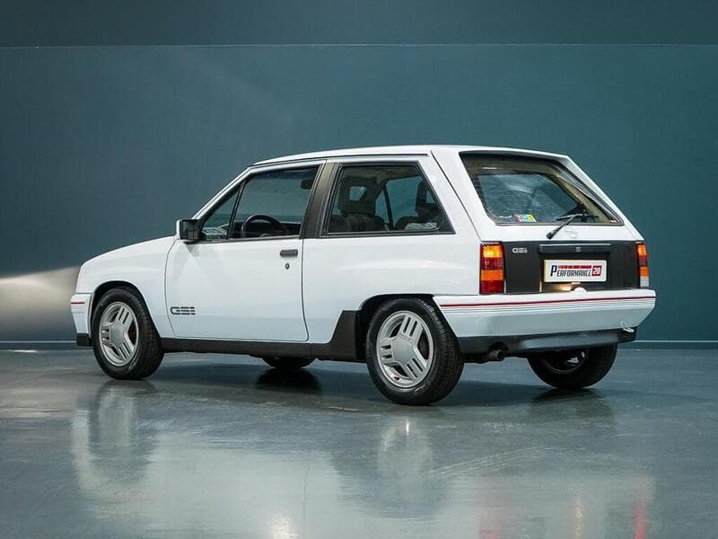1988 Opel Corsa - Thumbnail 2