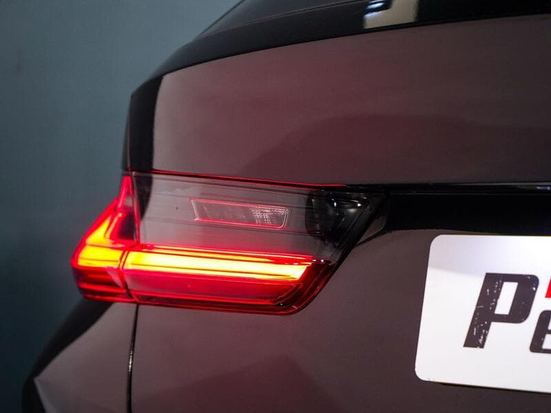 2025 BMW M3 - Thumbnail 31