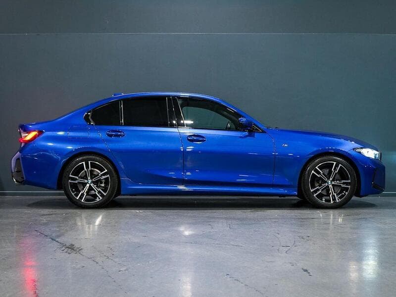 2023 BMW 3 Series - Thumbnail 13