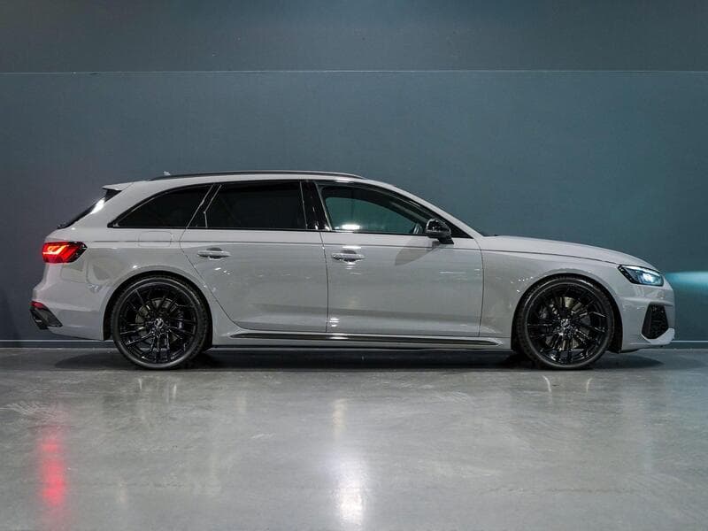 2020 Audi RS4 Avant - Thumbnail 11