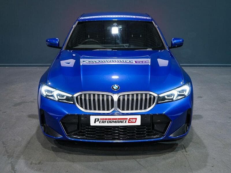 2023 BMW 3 Series - Thumbnail 4