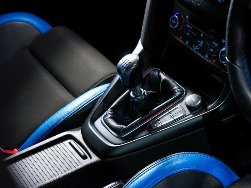 2017 Ford Focus - Thumbnail 12
