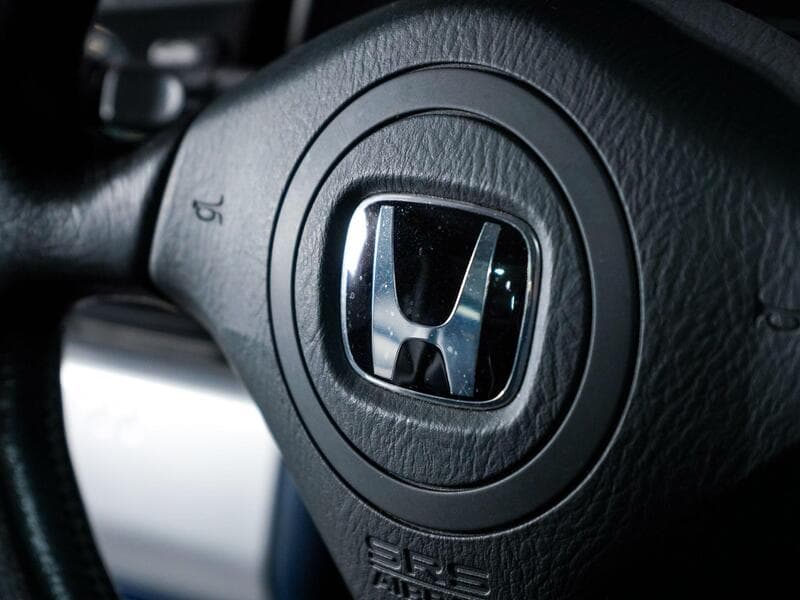 2004 Honda S2000 - Thumbnail 25
