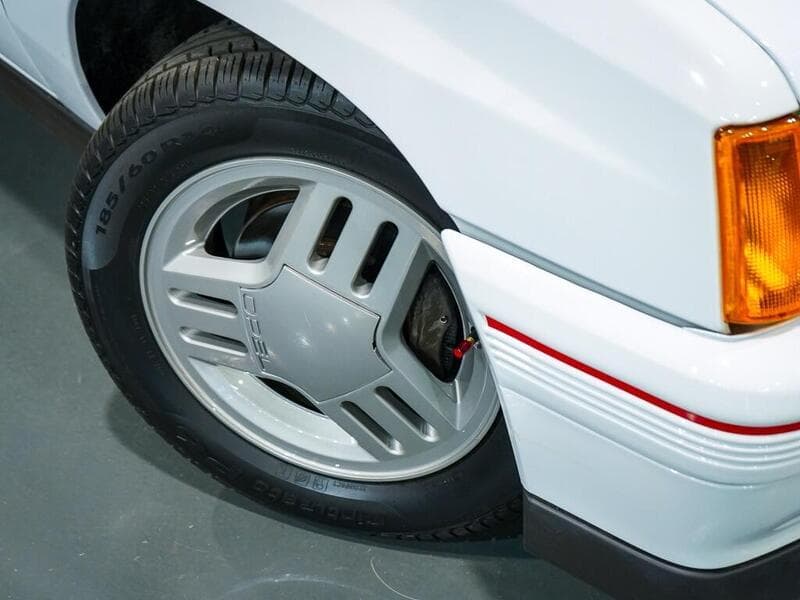 1988 Opel Corsa - Thumbnail 38